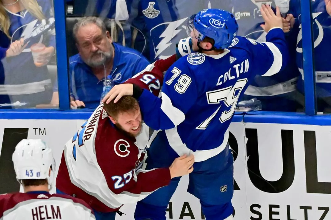 Sind Eishockeykämpfe tatsächlich Fälle von Körperverletzung?